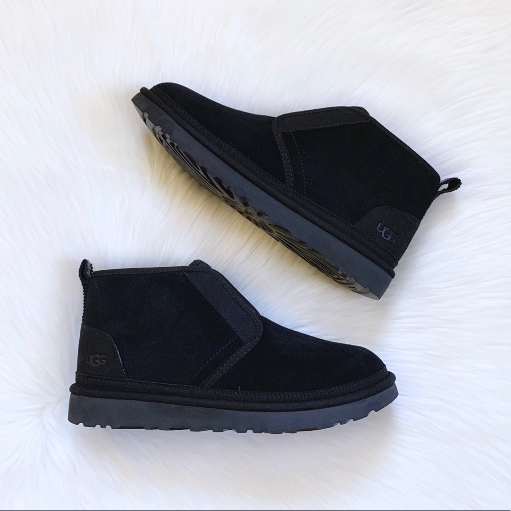 UGG Men’s Neumel Flex Boots In Black - Picture 2 of 8
